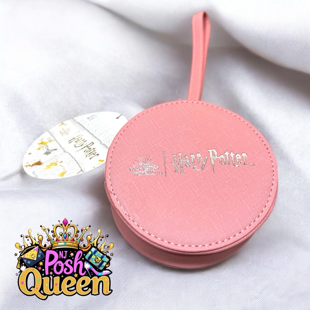 Harry Potter Moaning Myrtle Tonal Portrait Coin Purse - Picture 3 of 8